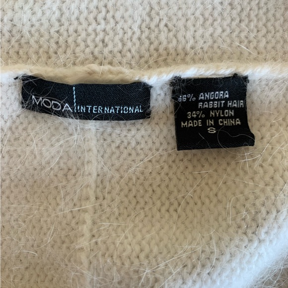 Moda International Angora Rabbit Fur Shrug - Picture 5 of 6